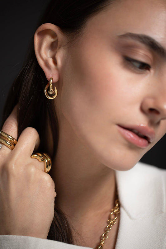 DAVID WEBB-Polished Bent Nail Earrings-YELLOW GOLD