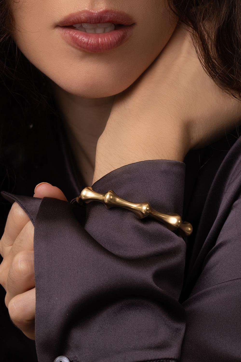 Chrona I Hinged Cuff Bracelet-YELLOW GOLD-M-JEWELRYFINE JEWELBRACELET O-VRAM