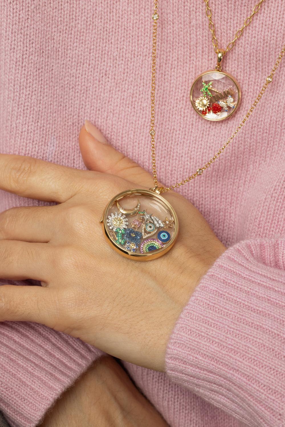 Large Round Locket Pendant Necklace-YELLOW GOLD-18-JEWELRYFINE JEWELNECKLACE O-LOQUET