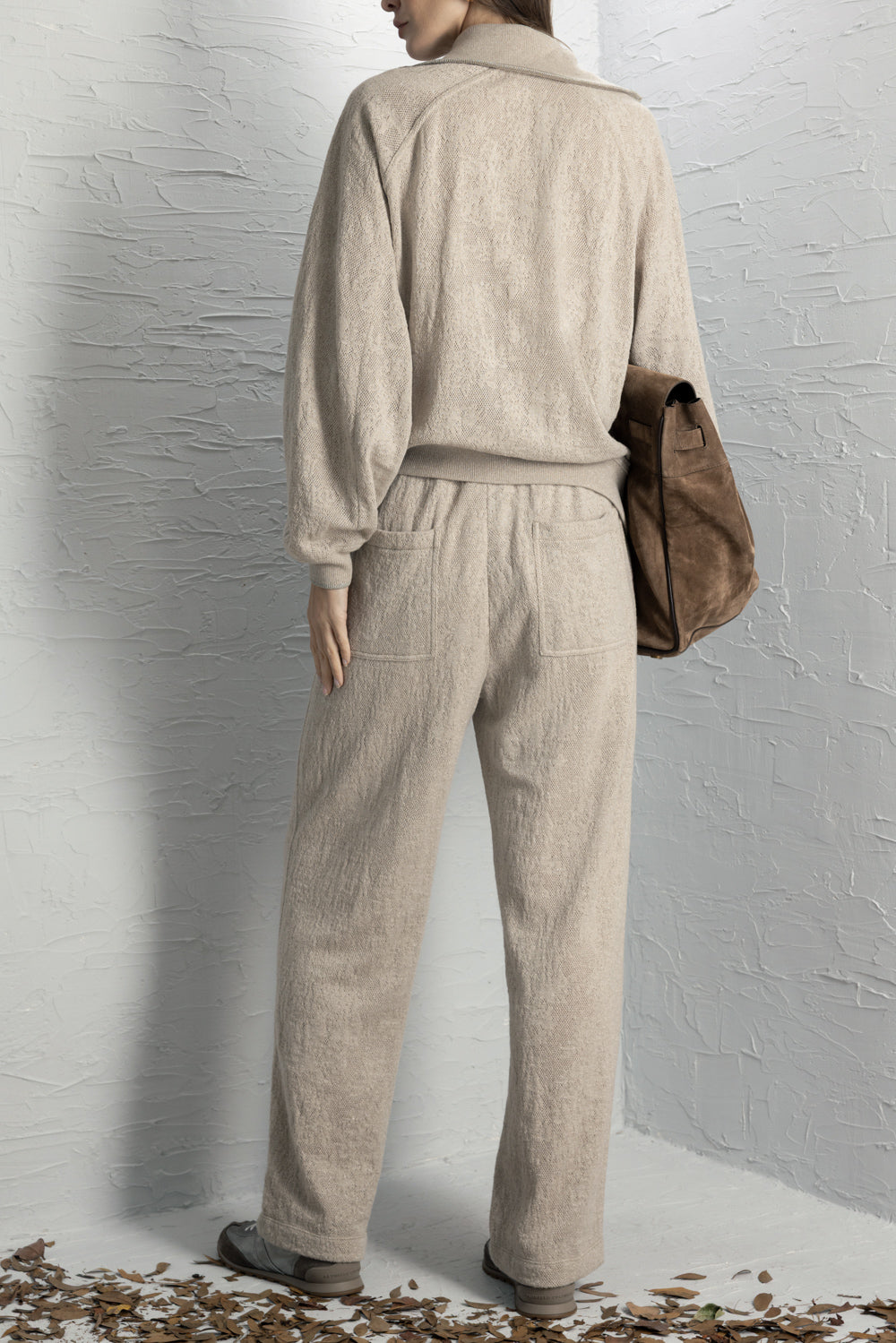 Long Sleeve Knit Pullover - Beige