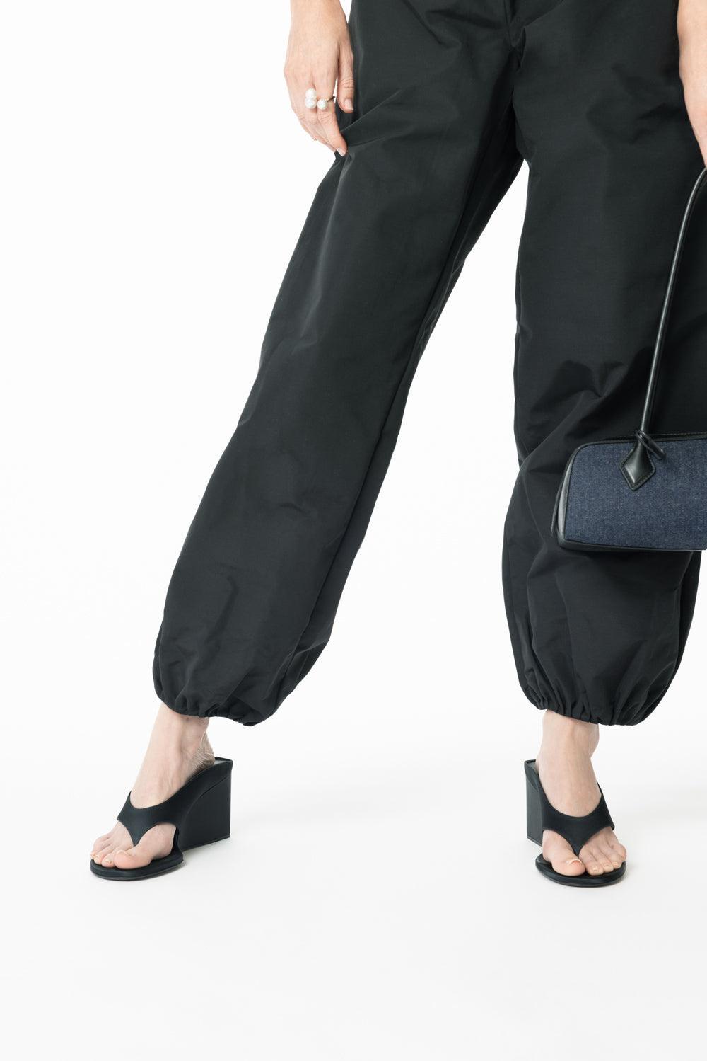 Cube Thong Mule-NOIR-36-SHOESANDAL-ALAÏA