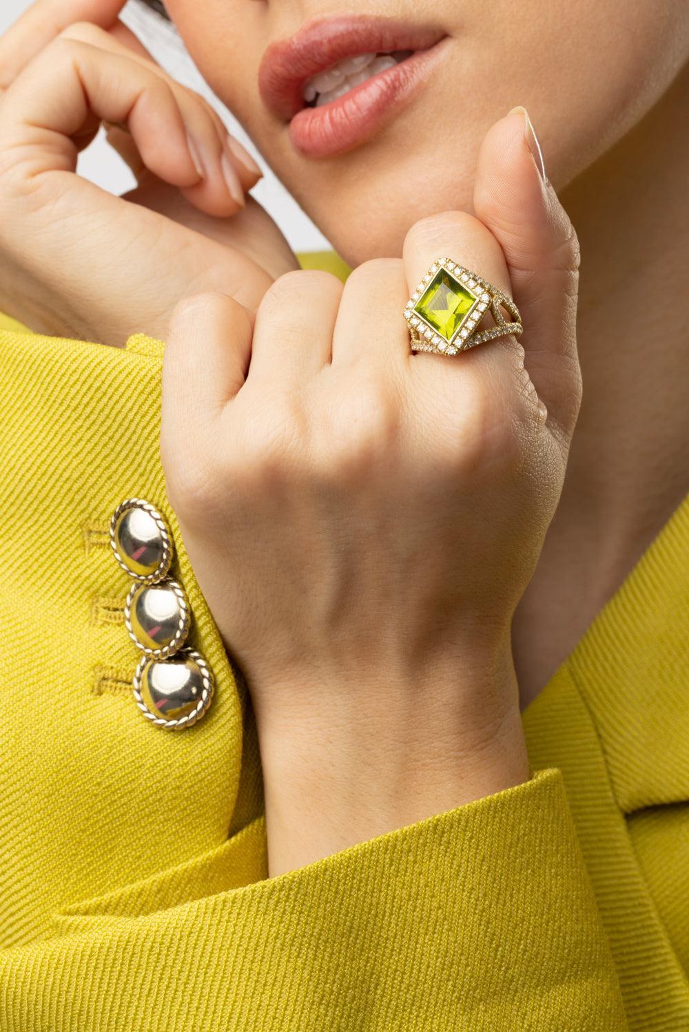 Peridot Diamond Ring-YELLOW GOLD-7.25-JEWELRYFINE JEWELRING-JARED LEHR