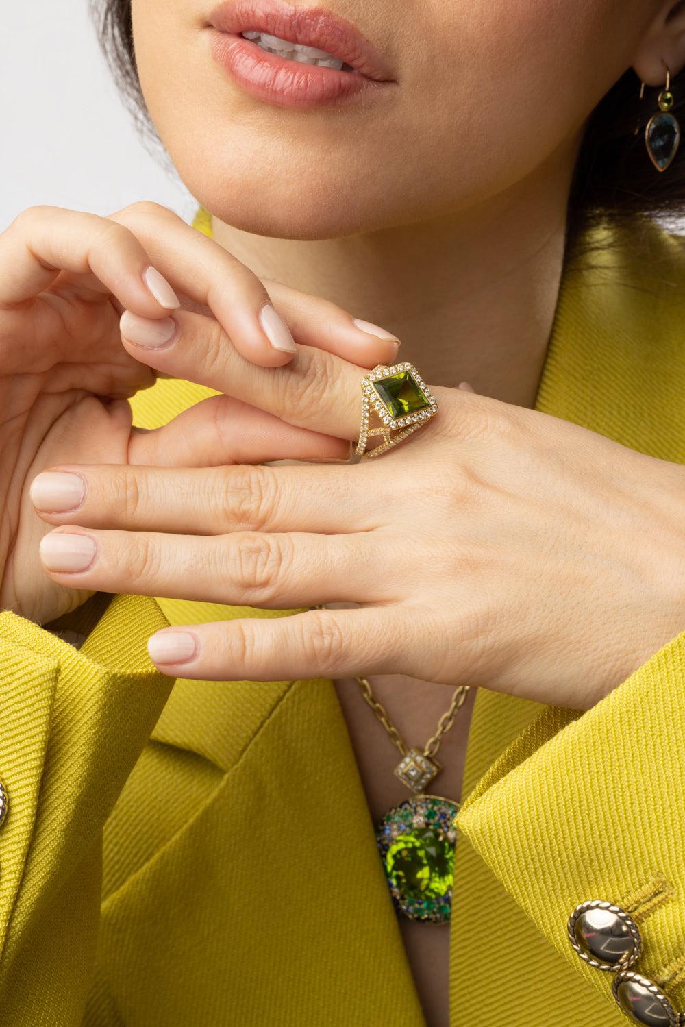 Peridot Diamond Ring-YELLOW GOLD-7.25-JEWELRYFINE JEWELRING-JARED LEHR