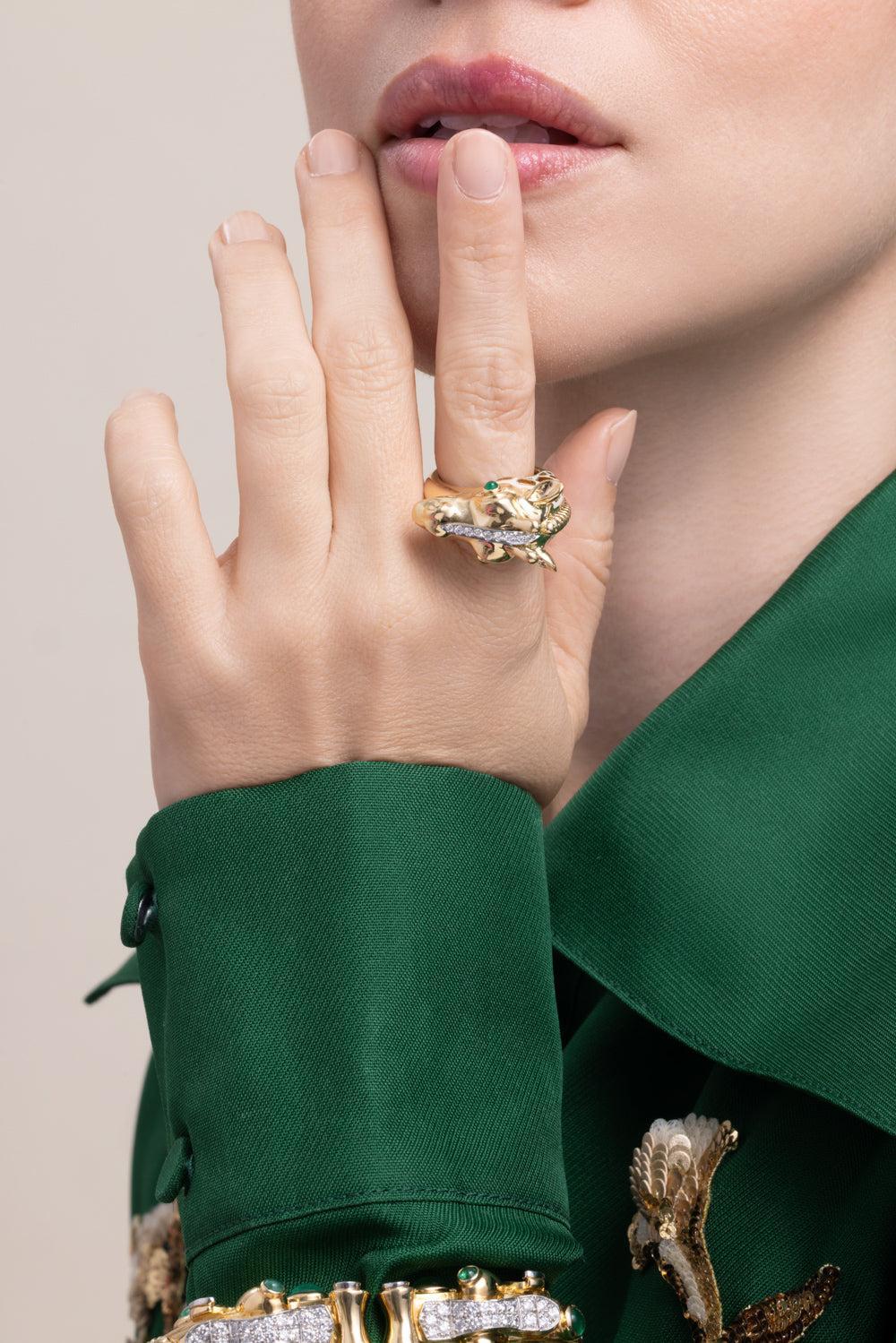 Giraffe Ring-YELLOW GOLD-6-JEWELRYFINE JEWELRING-DAVID WEBB