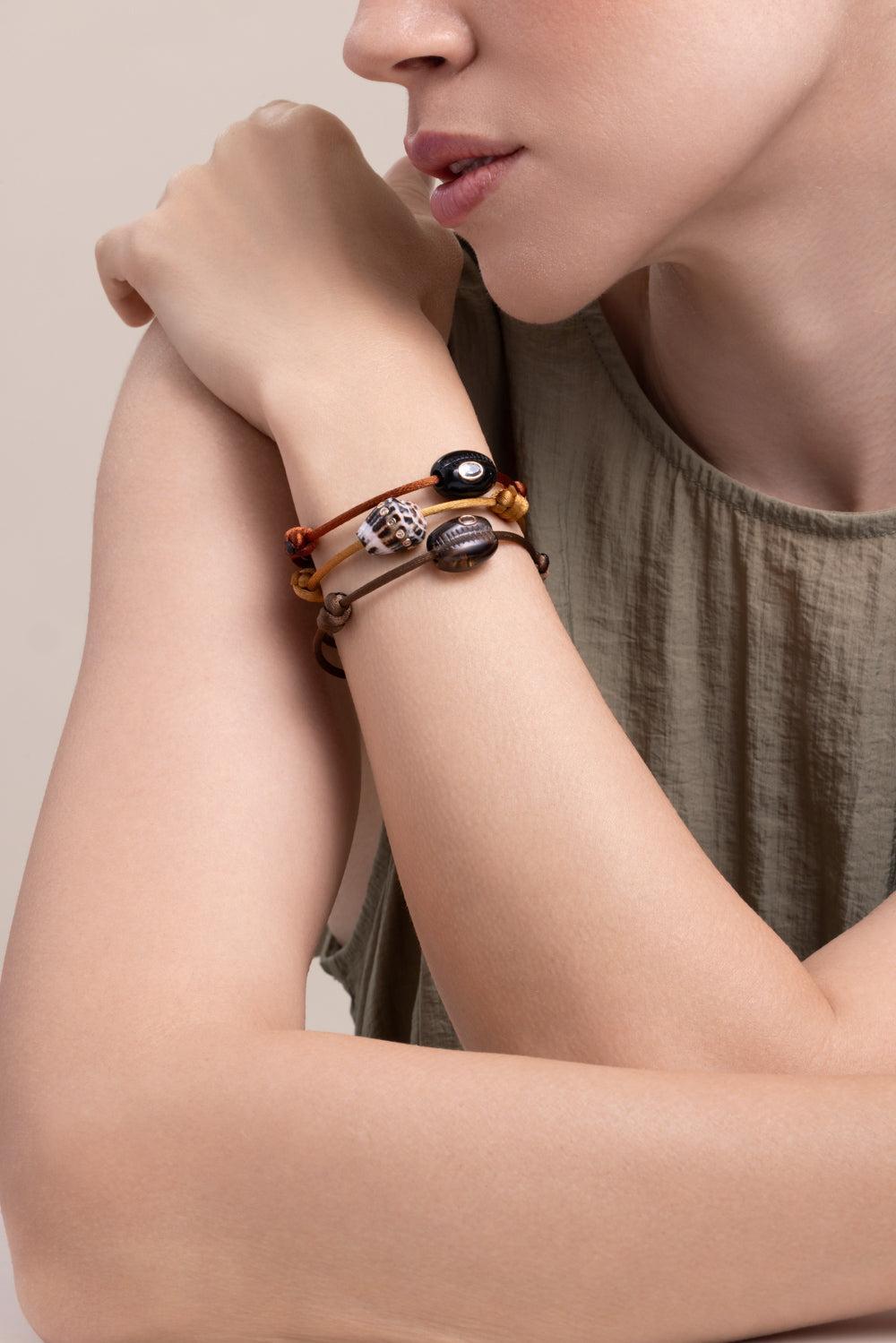 Onyx Petite Brown Cowry Bracelet-ROSE GOLD-JEWELRYFINE JEWELBRACELET O-DEZSO BY SARA BELTRAN