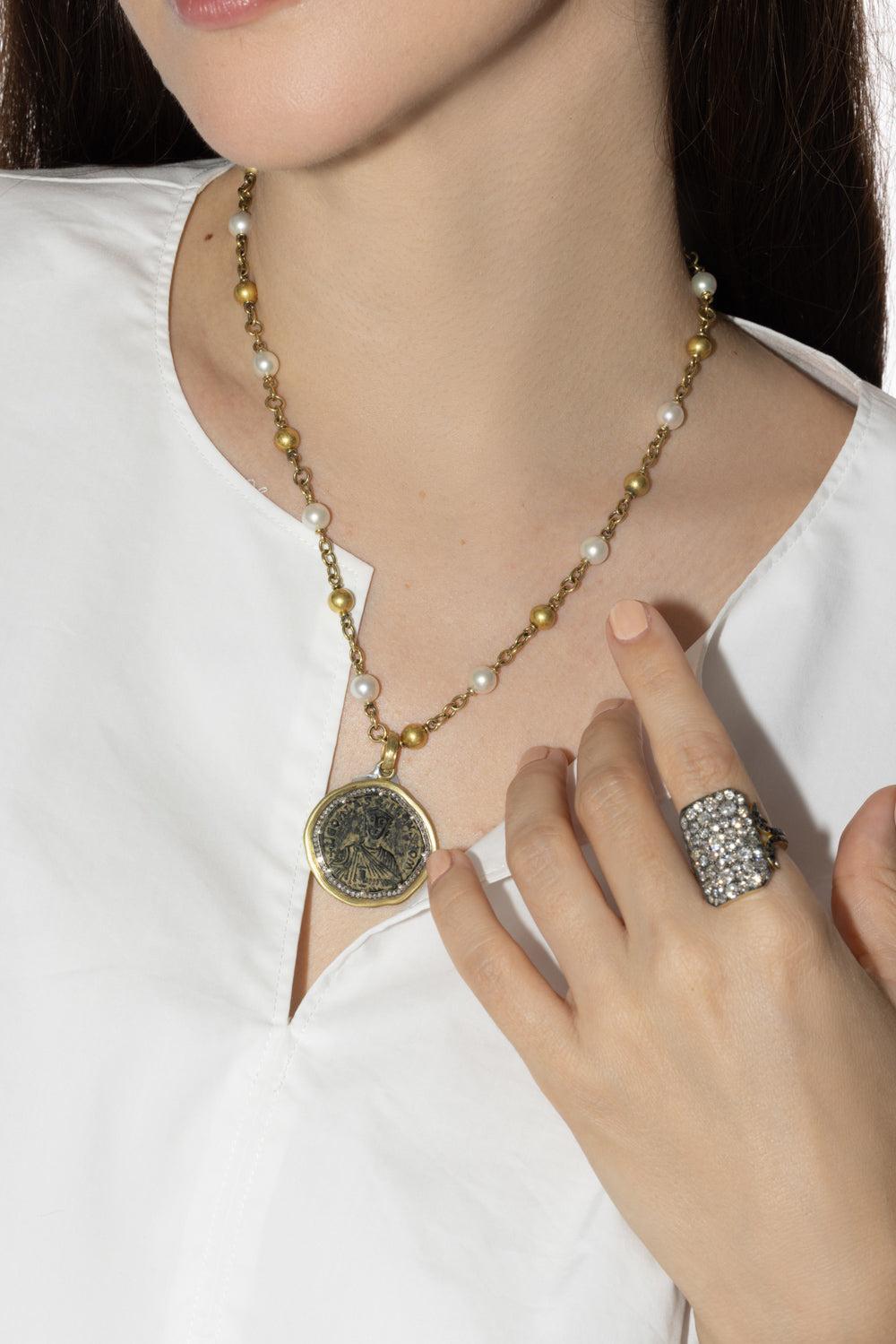 Leo The Wise Byzantine Vintage Coin Pendant-YELLOW GOLD-JEWELRYFINE JEWELPENDANT-SYLVA & CIE