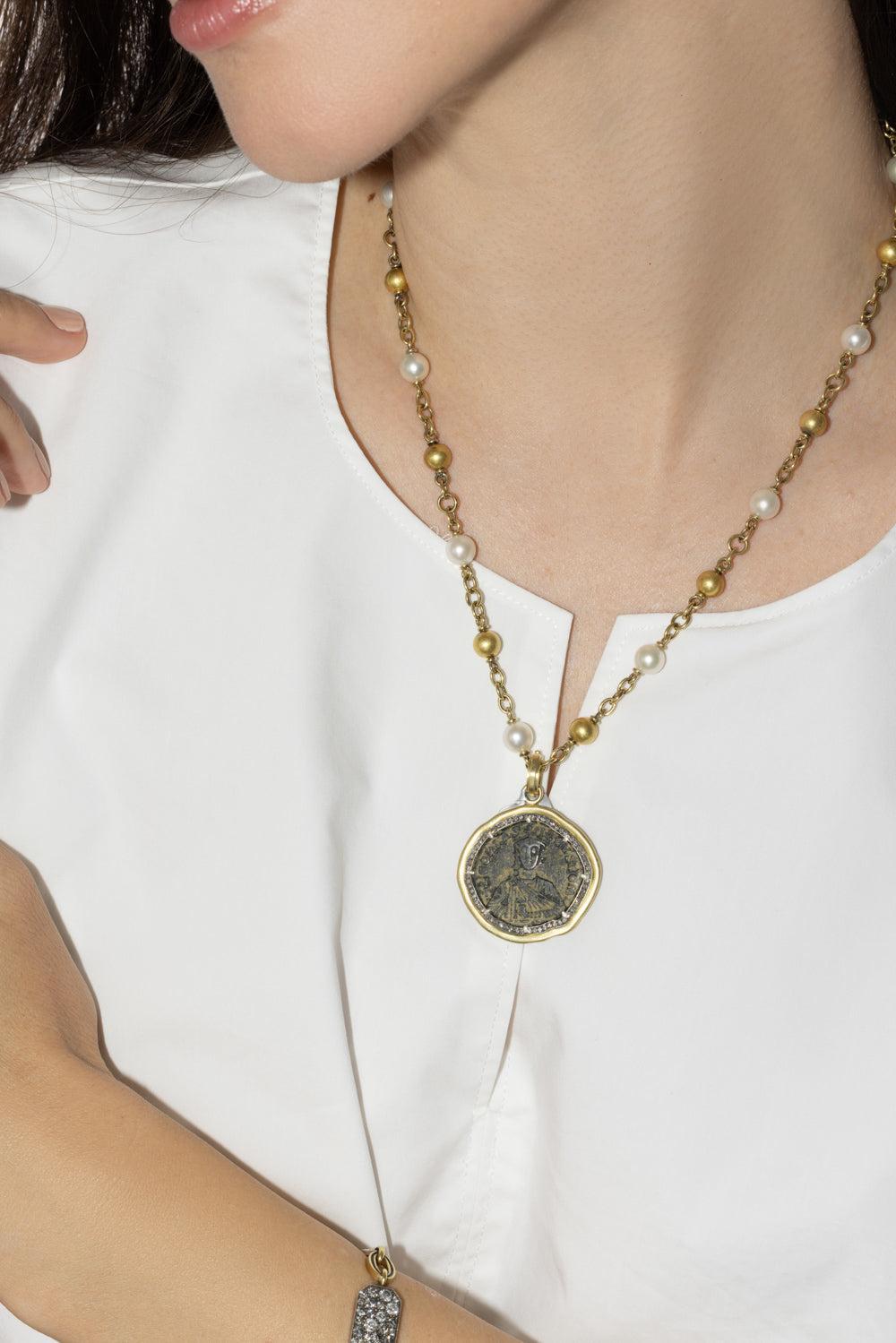 Leo The Wise Byzantine Vintage Coin Pendant-YELLOW GOLD-JEWELRYFINE JEWELPENDANT-SYLVA & CIE