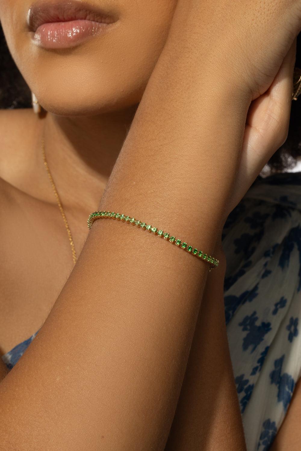 Tsavorite Garnet Graduated Circle Bracelet-YELLOW GOLD-JEWELRYFINE JEWELBRACELET O-LISA NIK