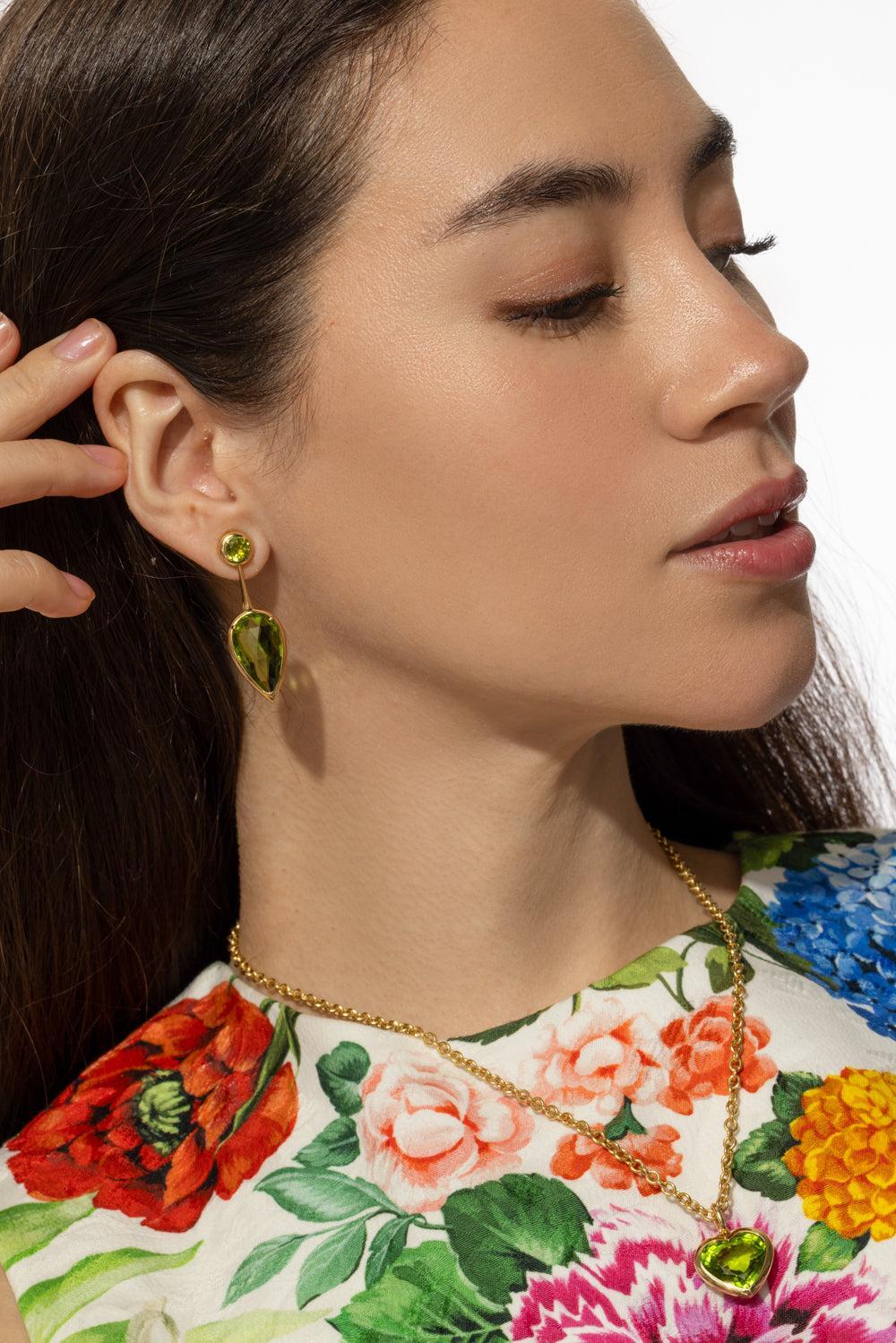 Peridot Briolett Bar G-One Earrings-YELLOW GOLD-JEWELRYFINE JEWELEARRING-GOSHWARA