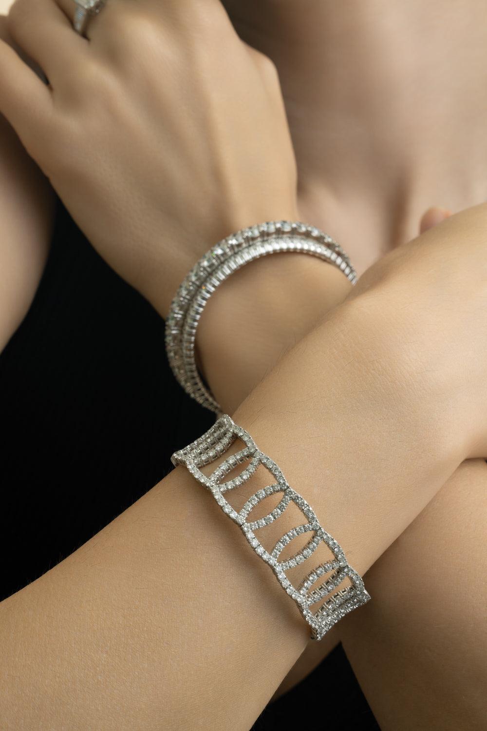 Diamond Wide Overlap Stretch Bracelet-WHITE GOLD-JEWELRYFINE JEWELBRACELET O-ZYDO