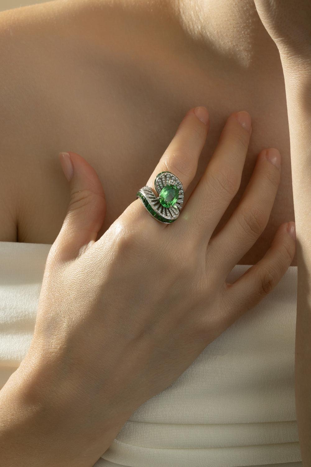 Glossular Garnet Spiral Ring-PLATINUM-5.5-JEWELRYFINE JEWELRING-CICADA