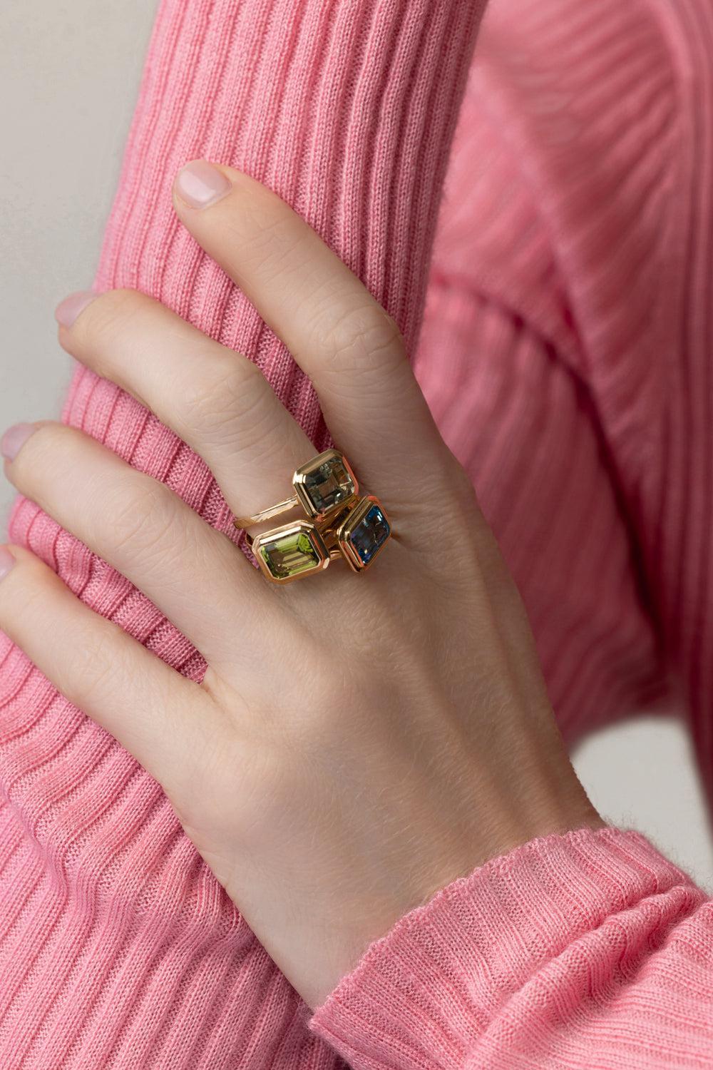 Peridot Manhattan Ring-YELLOW GOLD-6.25-JEWELRYFINE JEWELRING-GOSHWARA