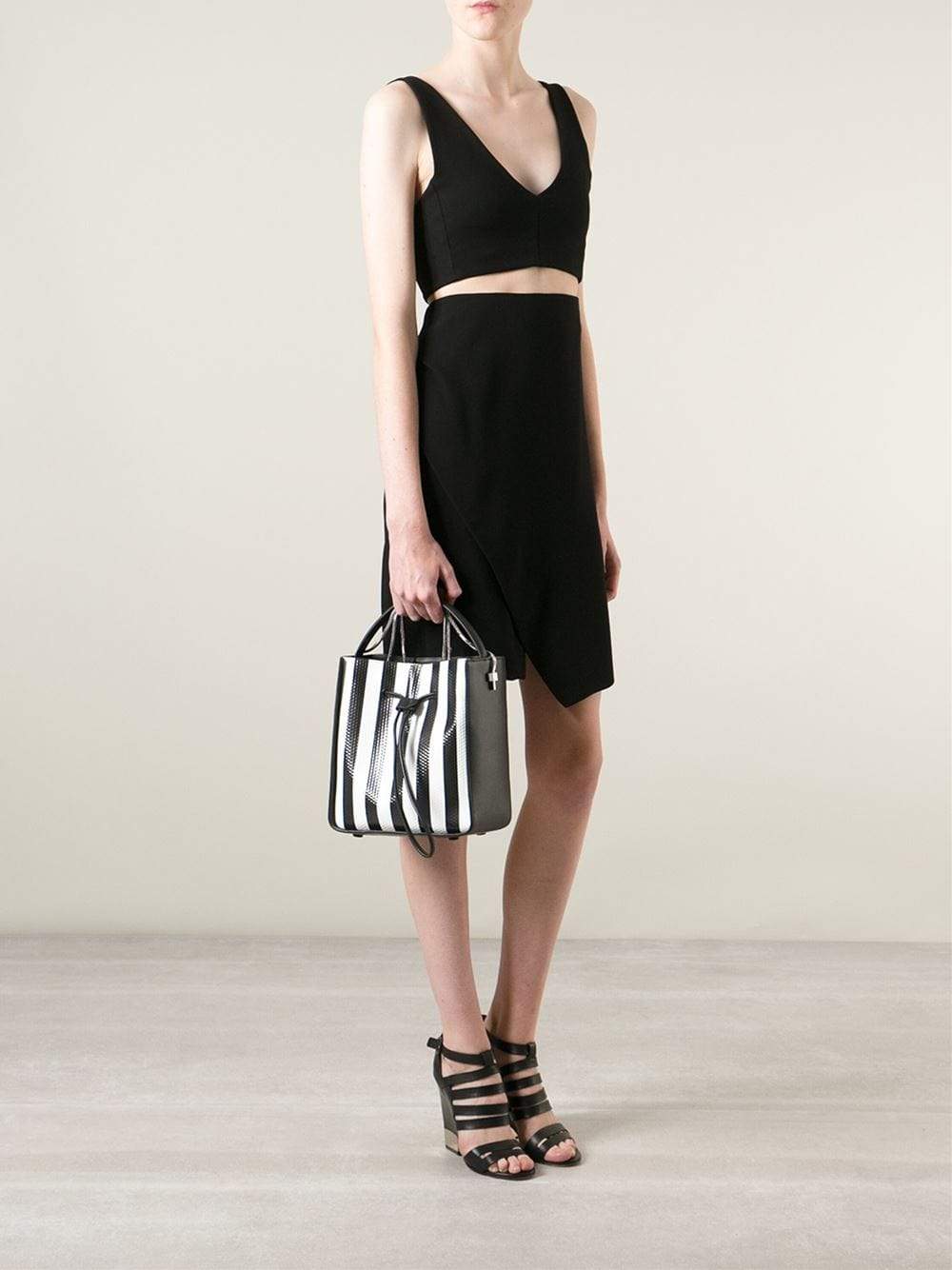 3.1 PHILLIP LIM-Soleil Small Bucket-WHT/BLK