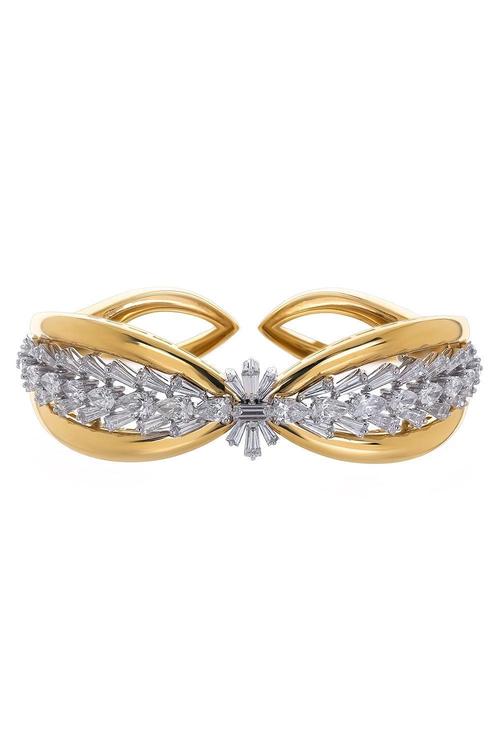 Diamond Taper Cut Statement Bracelet-YELLOW GOLD-JEWELRYFINE JEWELBRACELET O-YEPREM JEWELLERY