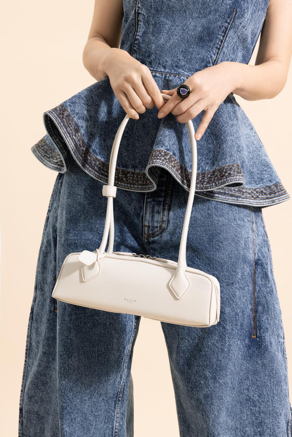 Small Le Teckel Bag - Ivory-IVOIRE-HANDBAGTOP HANDLE-ALAÏA