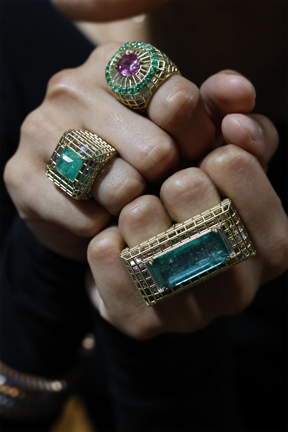 Emerald Pink Sapphire Queen Cagey Ring
