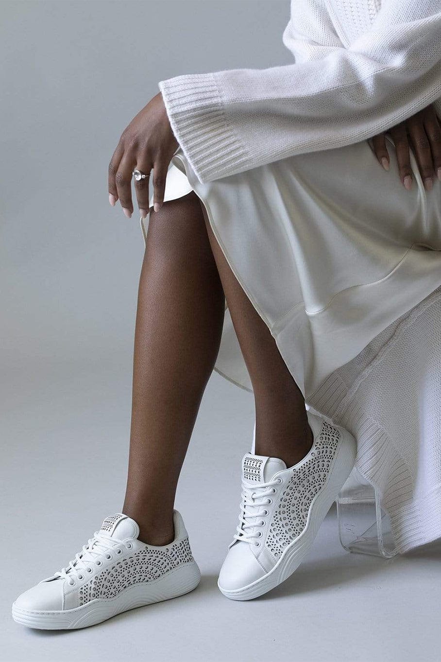 ALAÏA-Court Shoe-