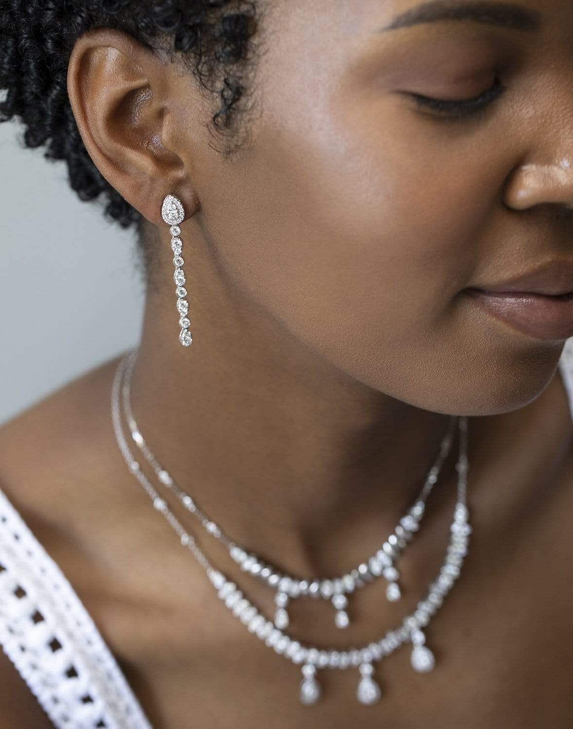 ALESSA JEWELRY-Streak Diamond Earrings-WHITE GOLD