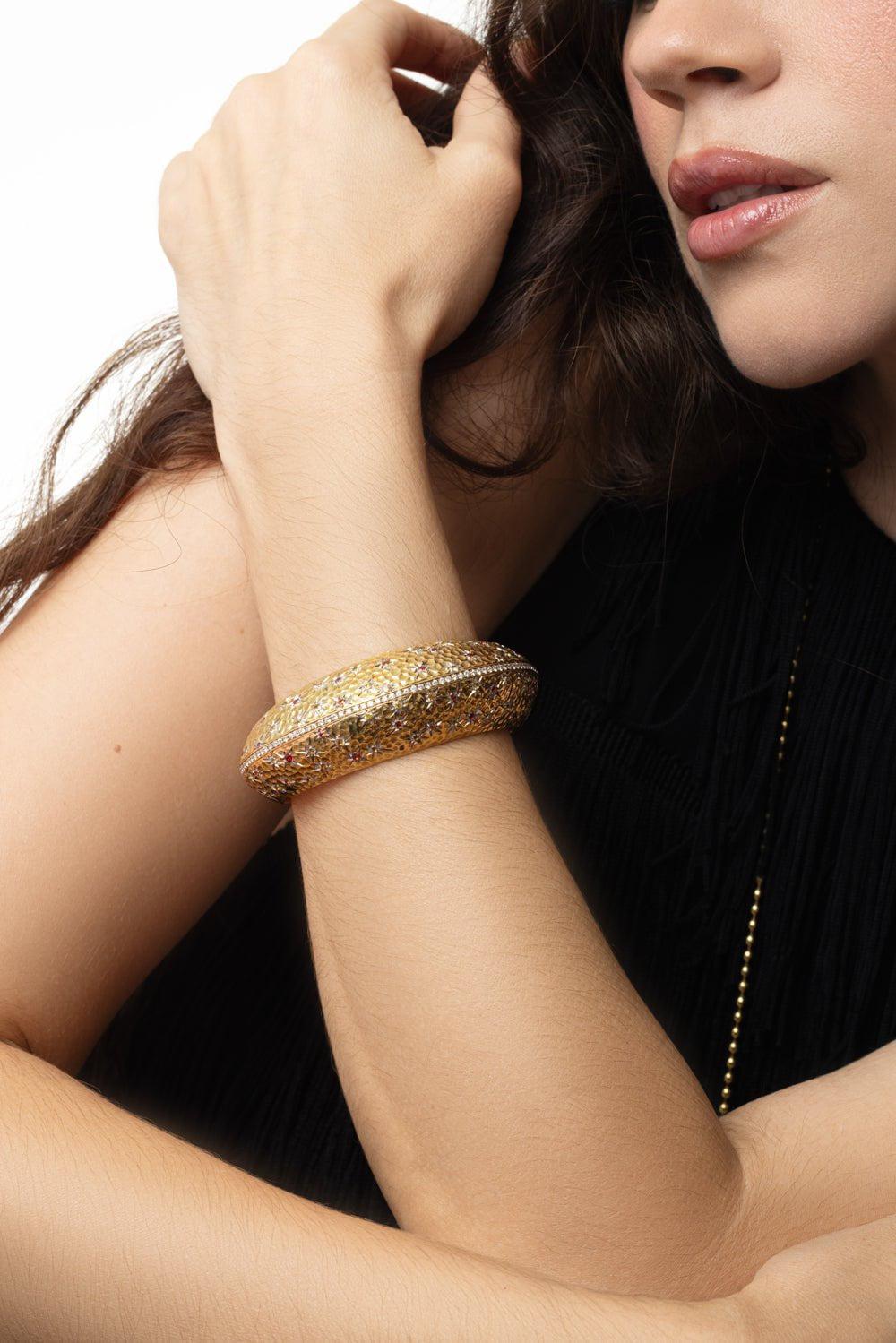 ALEXANDER LAUT-Diamond Sapphire Bangle Bracelet-YELLOW GOLD
