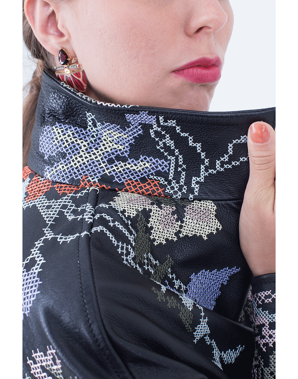 ALEXANDER MCQUEEN-Leather Coat With Cross-Stitching-BLACK