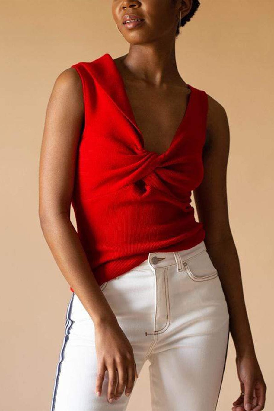 ALEXANDER MCQUEEN-Red Sleeveless V-Neck Twist Top-