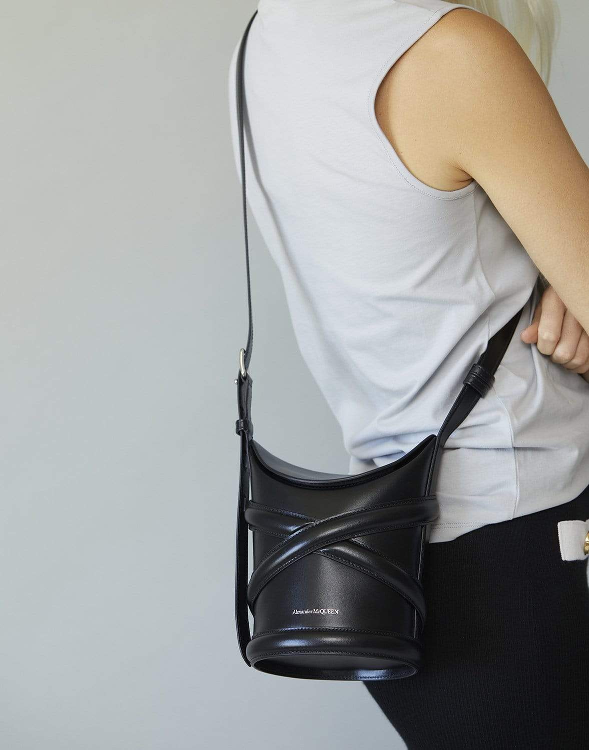 ALEXANDER MCQUEEN-Curve Small Bag-BLACK