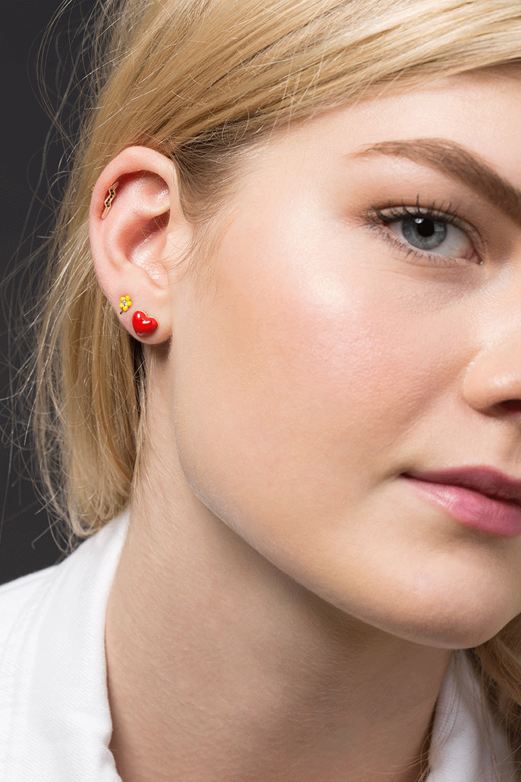 ALISON LOU-Heart Stud-YELLOW GOLD