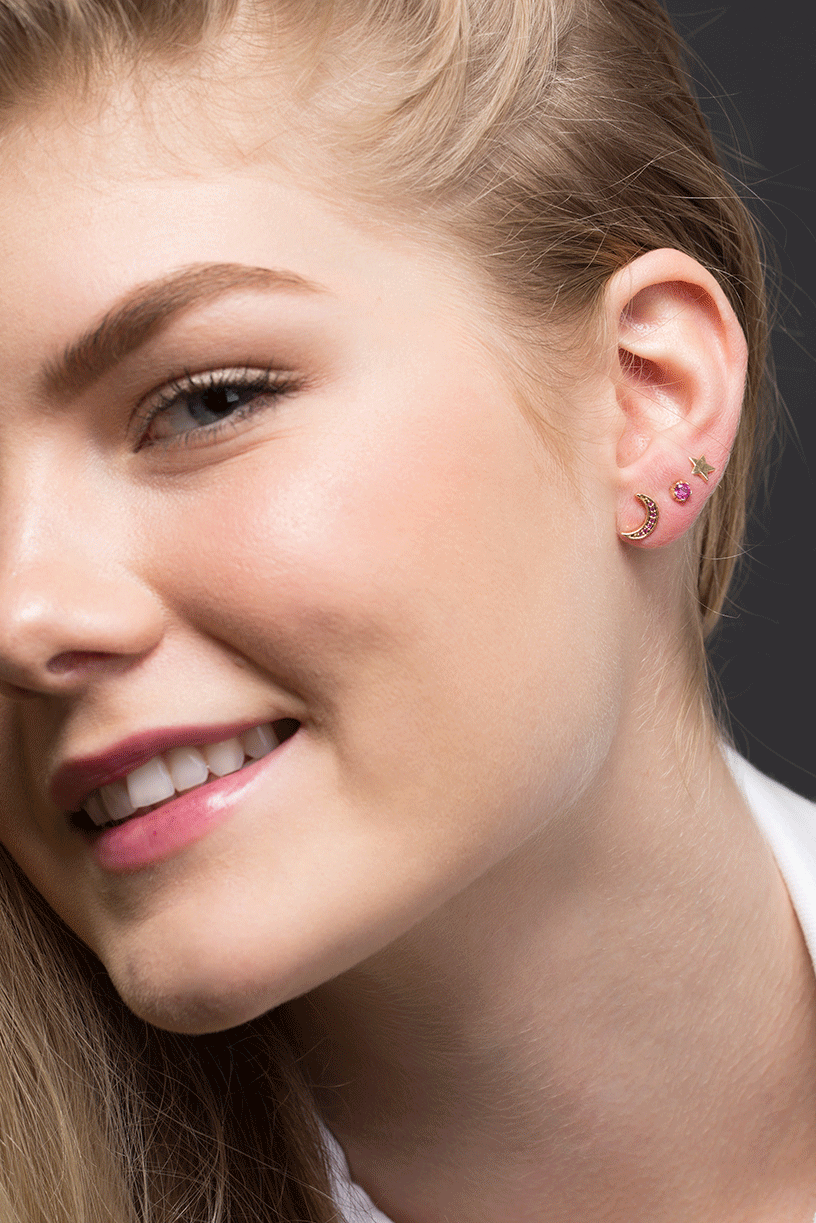 ANDREA FOHRMAN-Single Solid Gold Star Stud-YELLOW GOLD