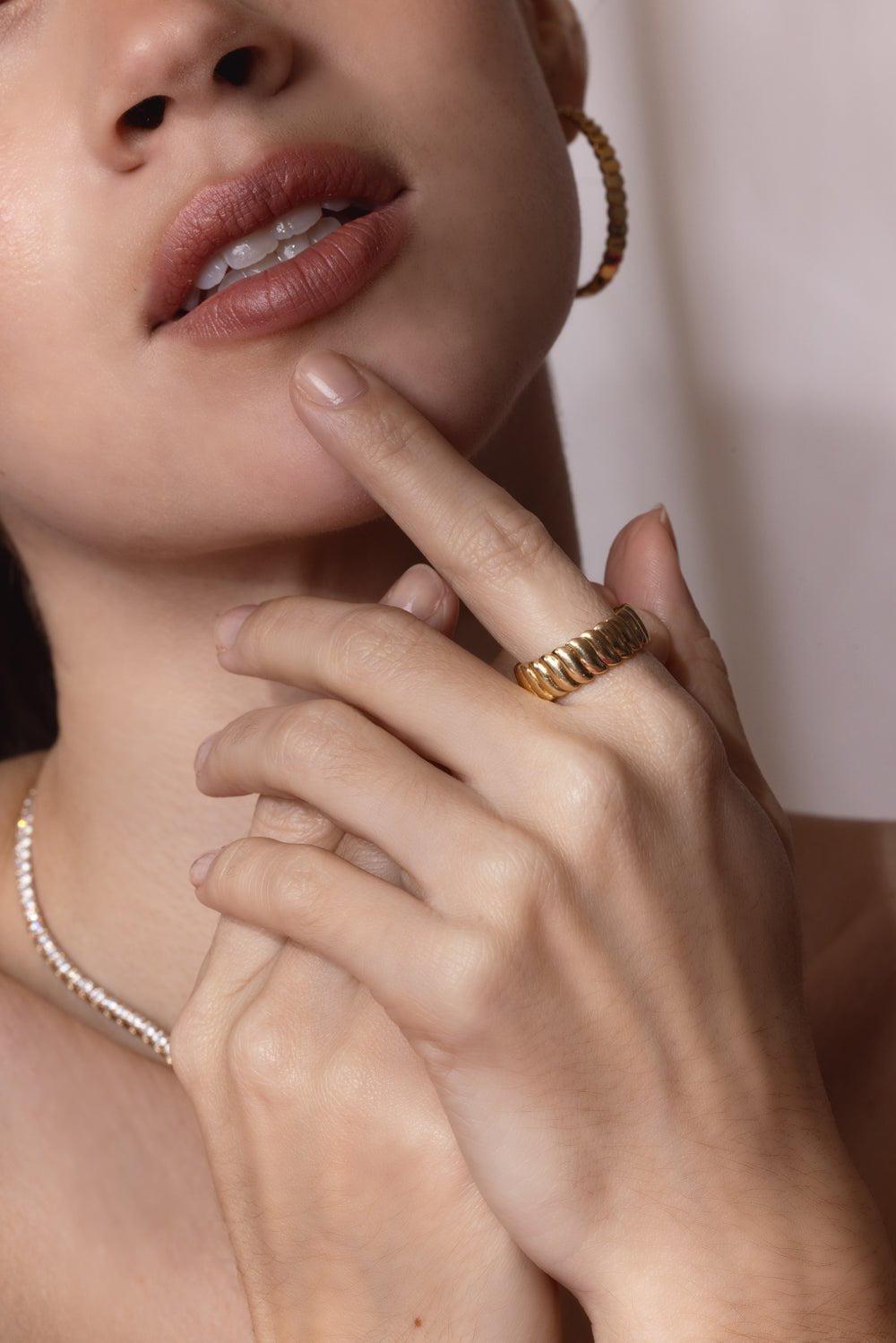 ANITA KO-Zoe Ring-