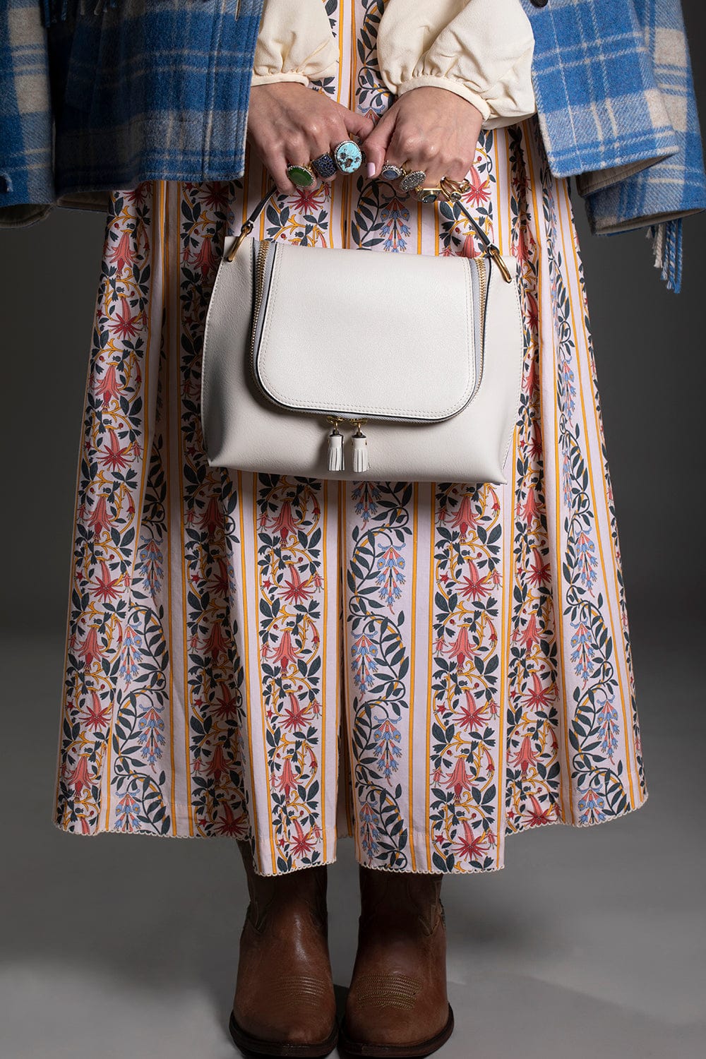ANYA HINDMARCH-Vere Slouchy Crossbody-CHALK