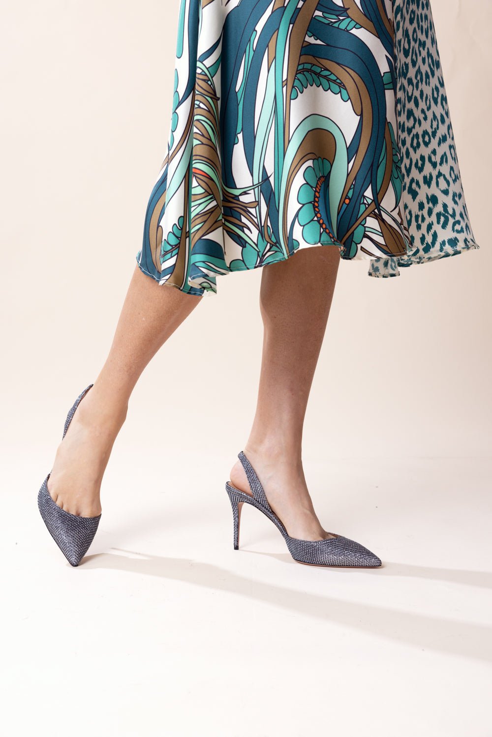 AQUAZZURA-So Nude Slingback Pump - Anthracite-