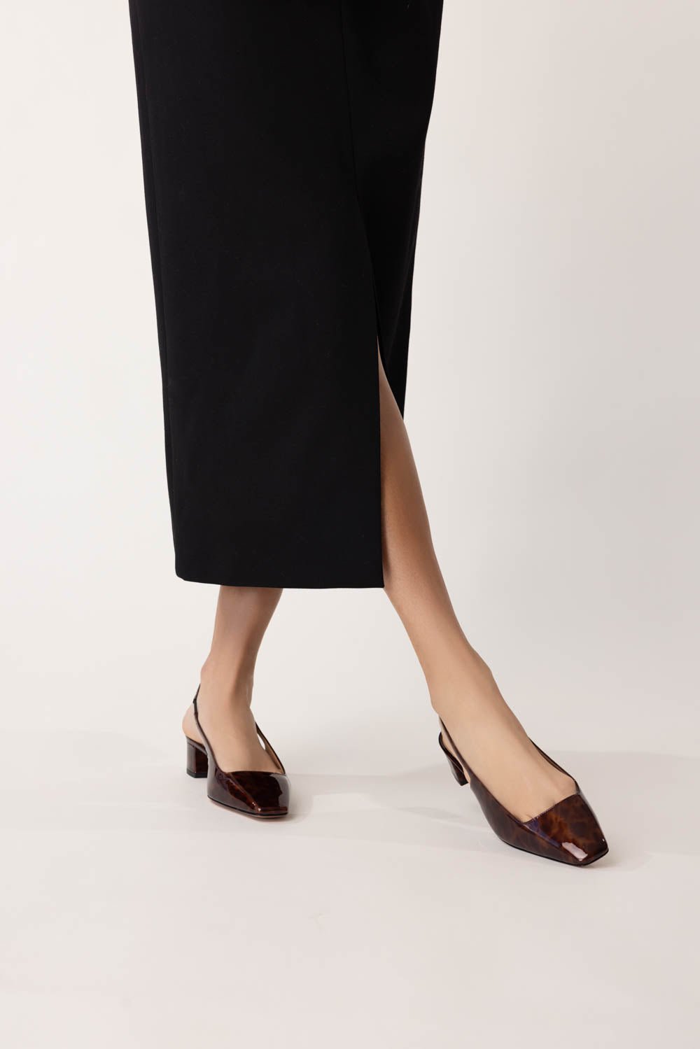 AQUAZZURA-Ginza Slide 35-