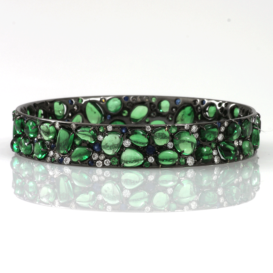 ARUNASHI-Tsavorite Sapphire Bangle-BLACK GOLD