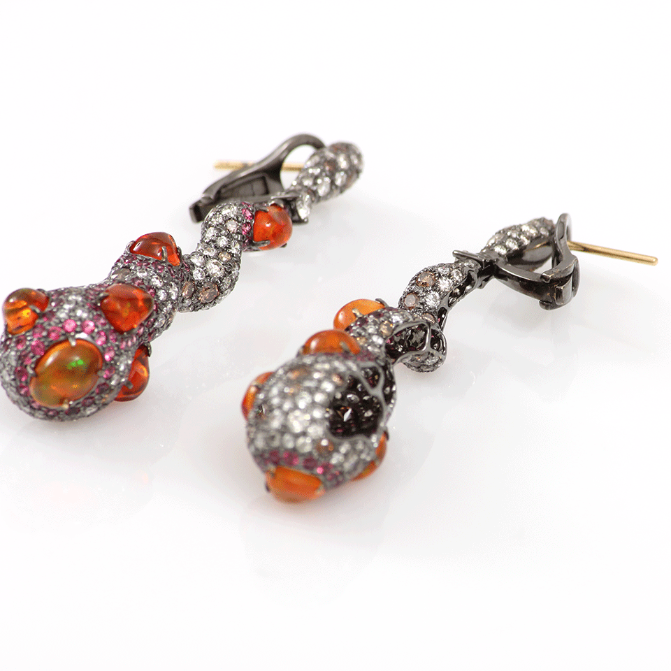ARUNASHI-Fire Opal Earrings With Spinel-BLACK GOLD
