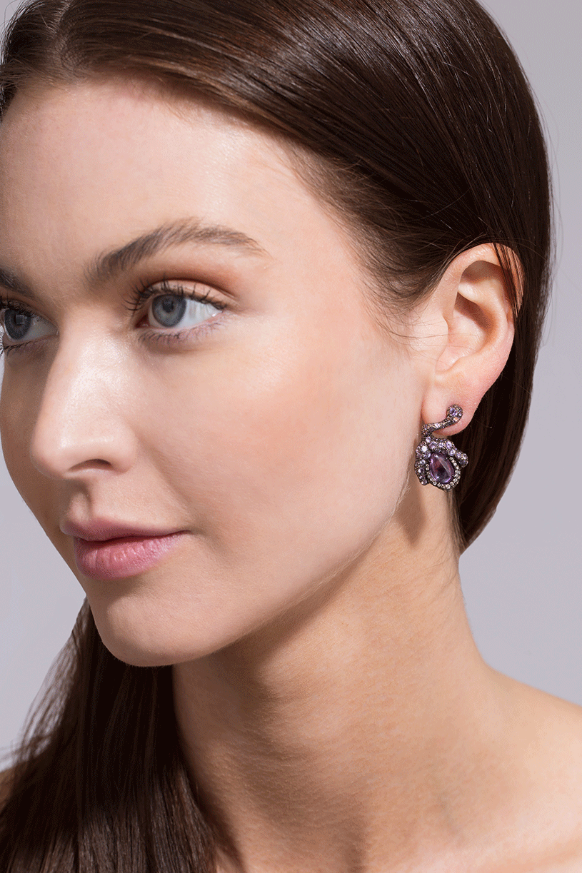 ARUNASHI-Purple Sapphire Flower Bud Earrings-BLACK GOLD