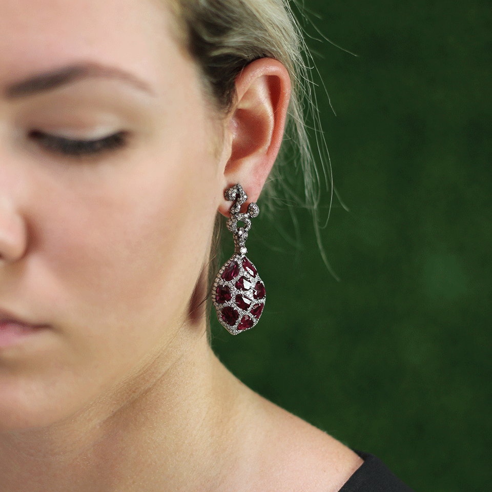 ARUNASHI-Ruby And Diamond Earrings-BLACK GOLD