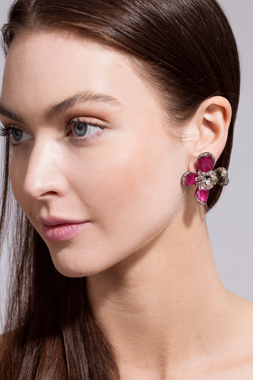 ARUNASHI-Ruby Orchid Earrings-BLACK GOLD