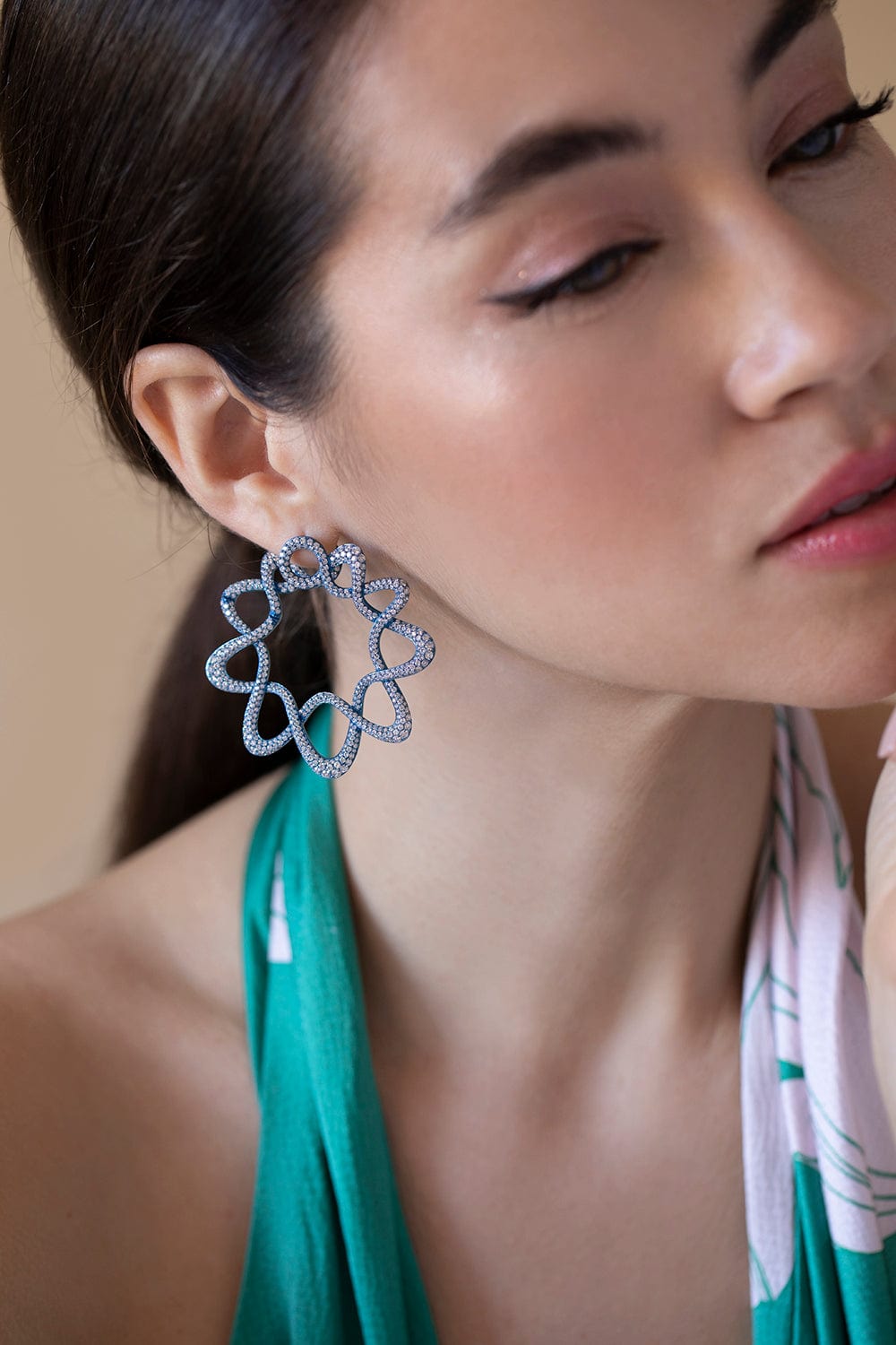 ARUNASHI-Double Helix Hoops-TITANIUM