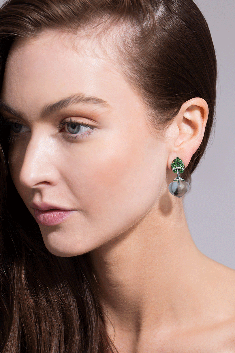 ARUNASHI-Flower Fruit Earrings-TITANIUM
