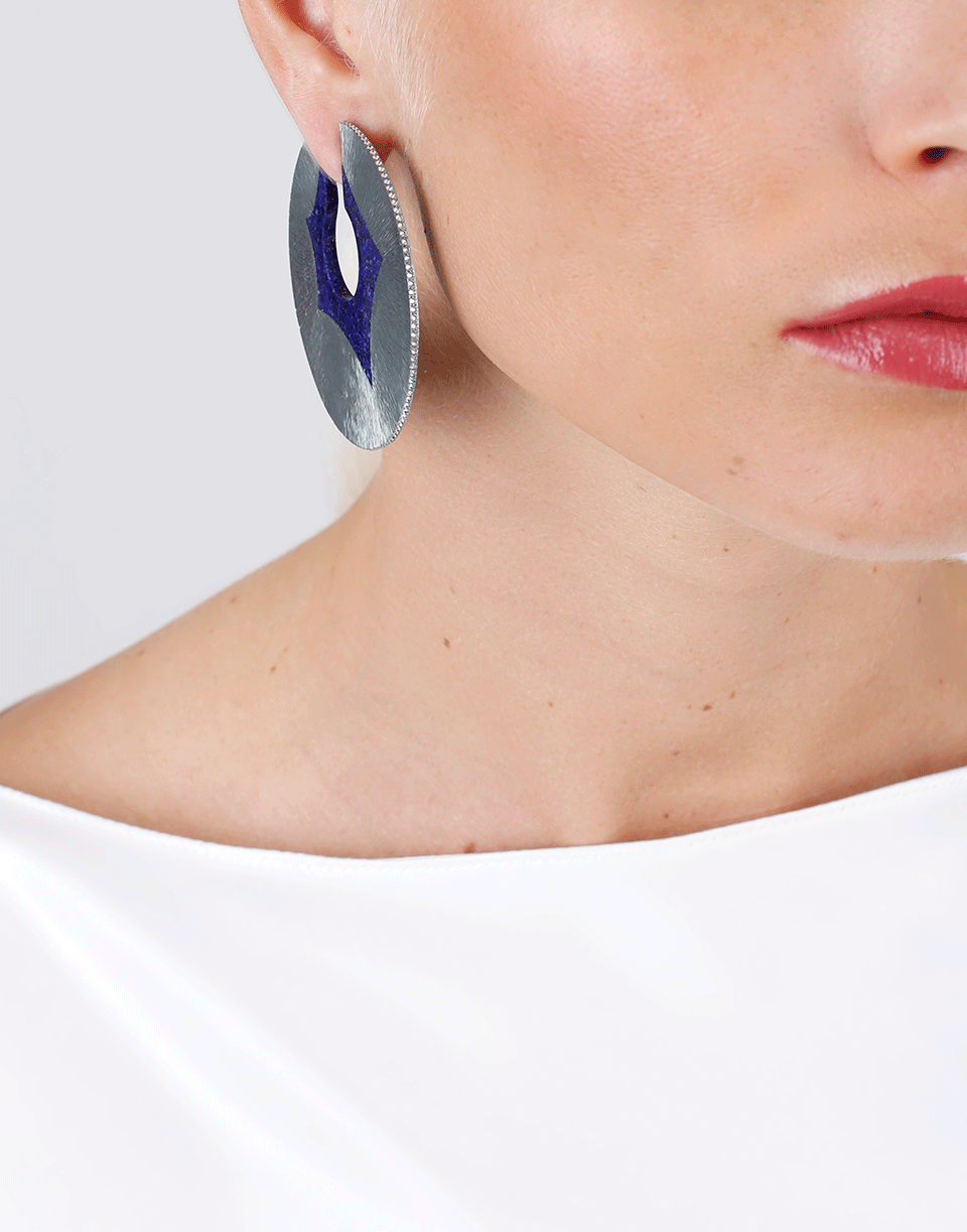 ARUNASHI-Large Paper Lapis Hoop Earrings-TITANIUM