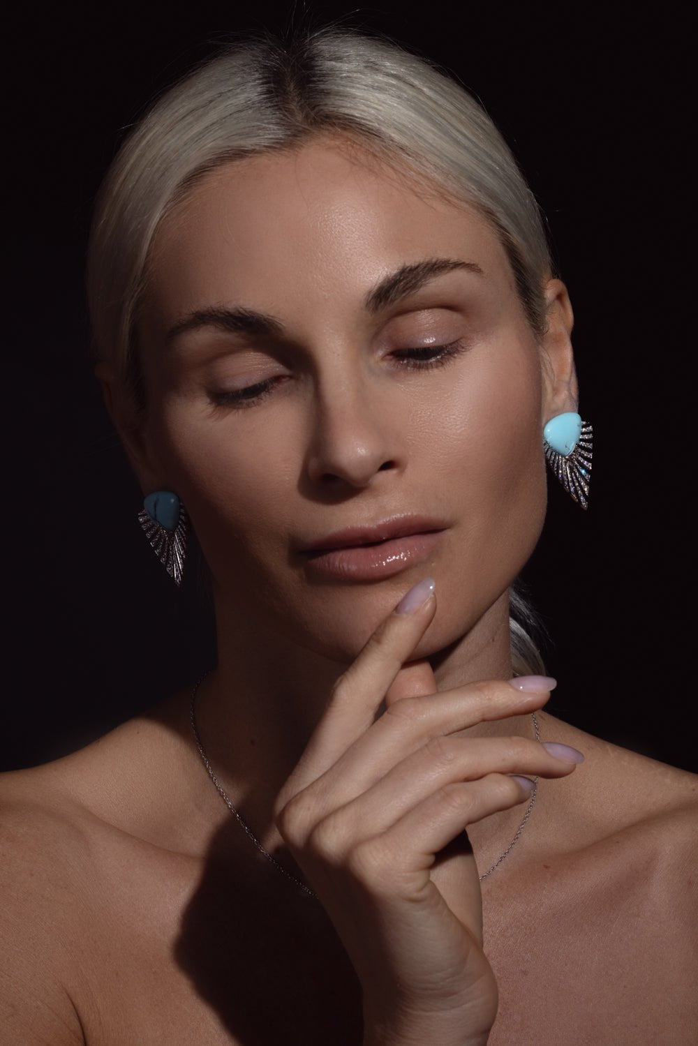ARUNASHI-Turquoise Monarch Earrings-WHITE GOLD