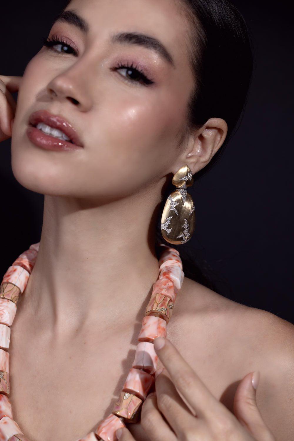 ARUNASHI-Lightening Strikes Earrings-YELLOW GOLD