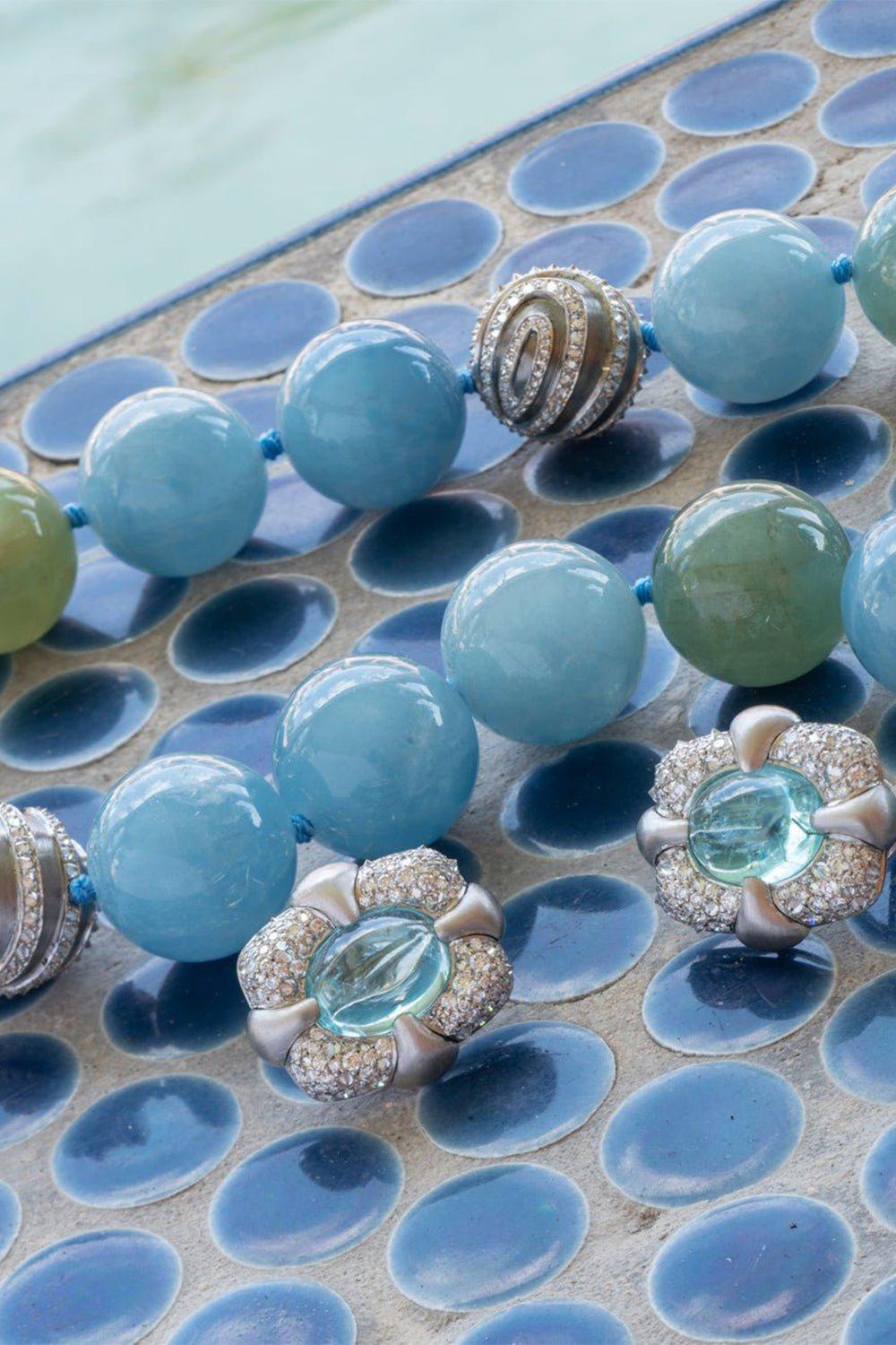 ARUNASHI-Aquamarine Necklace-YELLOW GOLD