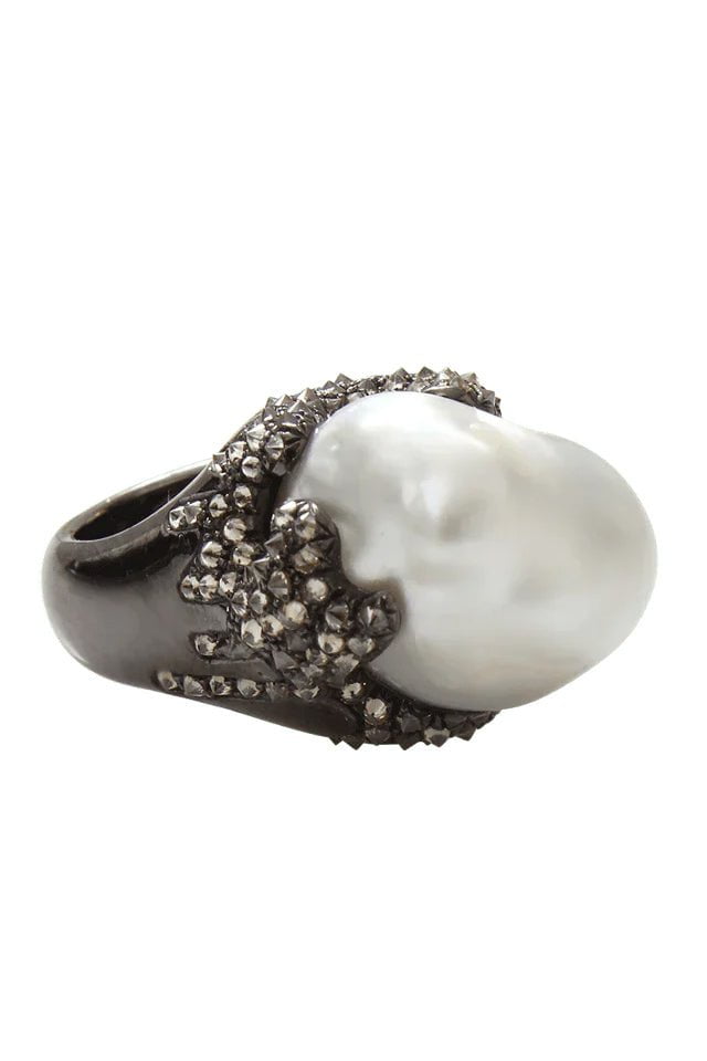 ARUNASHI-Pearl Reverse Set Diamond Ring-BLACK GOLD