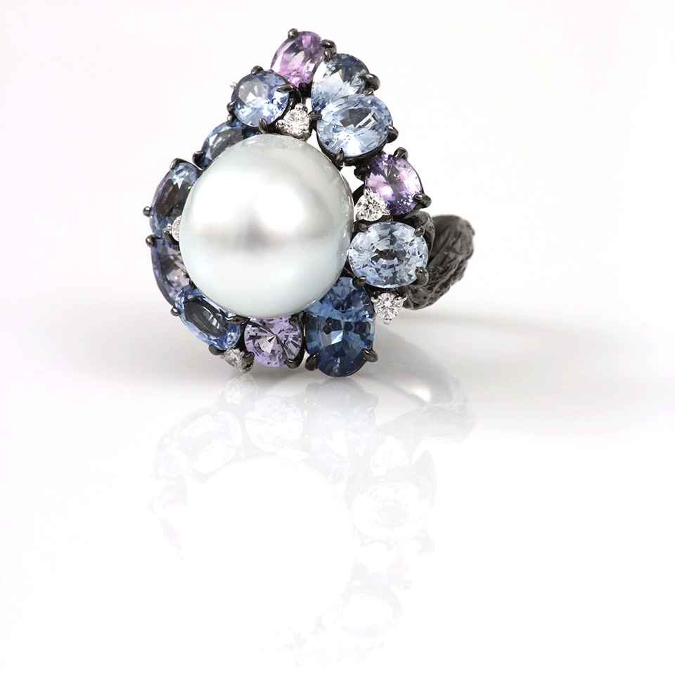 ARUNASHI-Pearl Ring With Sapphires And Diamonds-BLACK GOLD