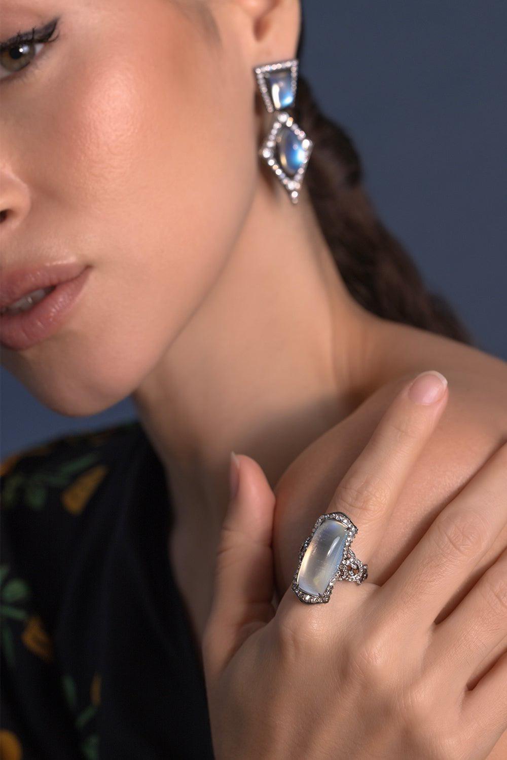 ARUNASHI-Blue Moonstone Diamond Ring-BLACK GOLD
