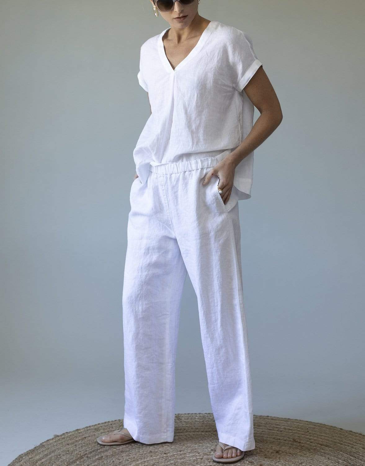 ASPESI-White V-Neck Linen Top-