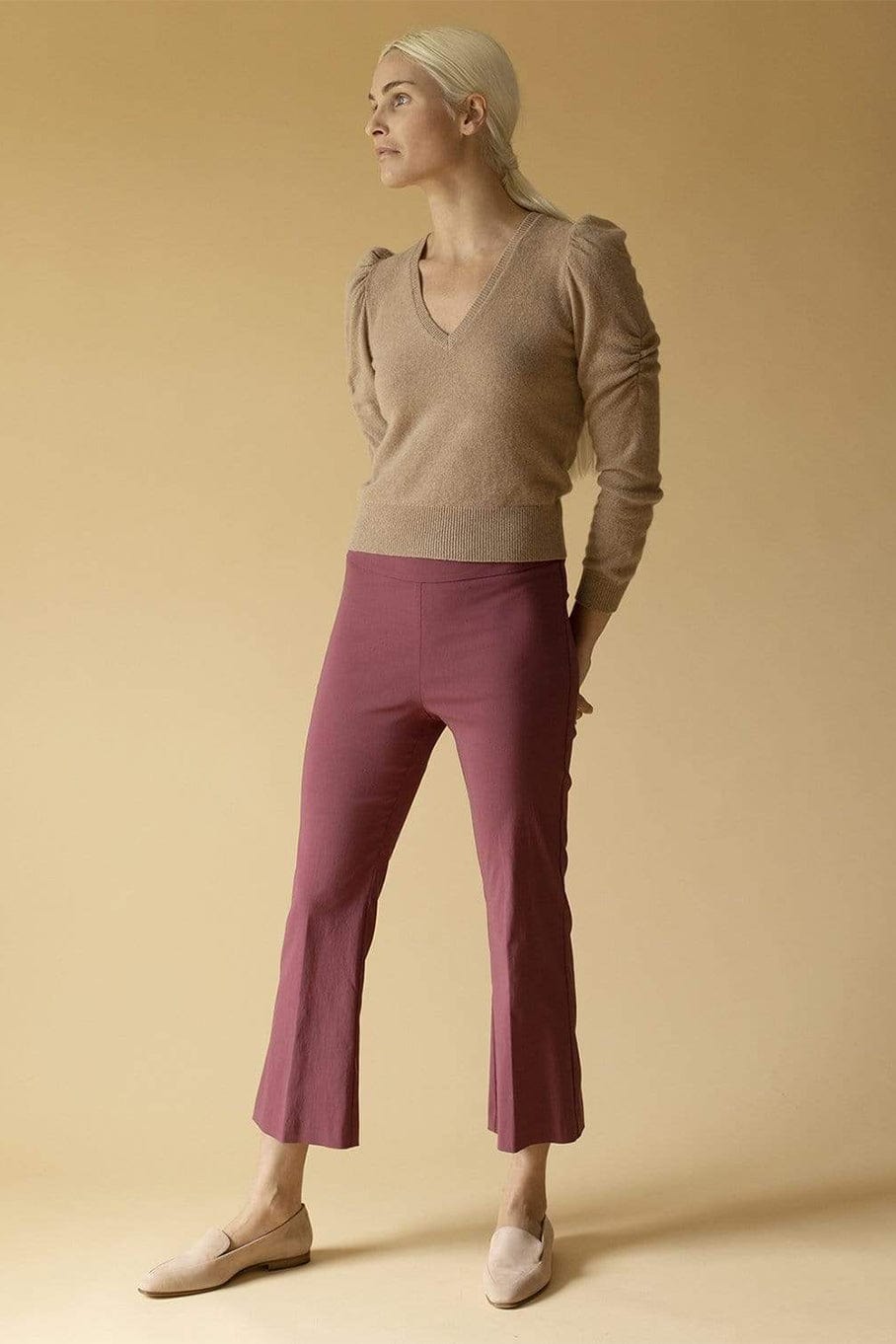 AVENUE MONTAIGNE-Leo Crop Flare Pant - Sangria-