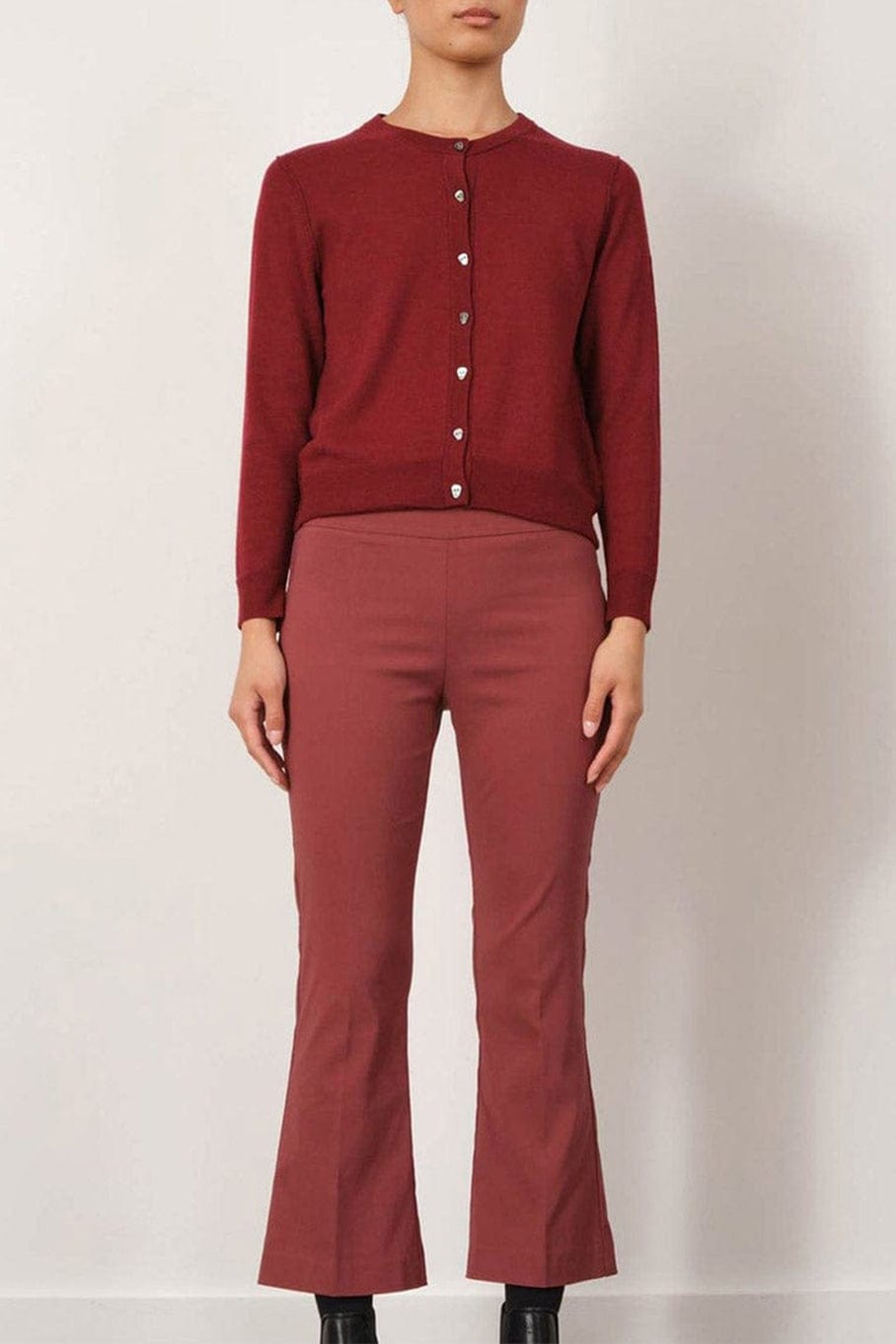 AVENUE MONTAIGNE-Leo Crop Flare Pant - Sangria-