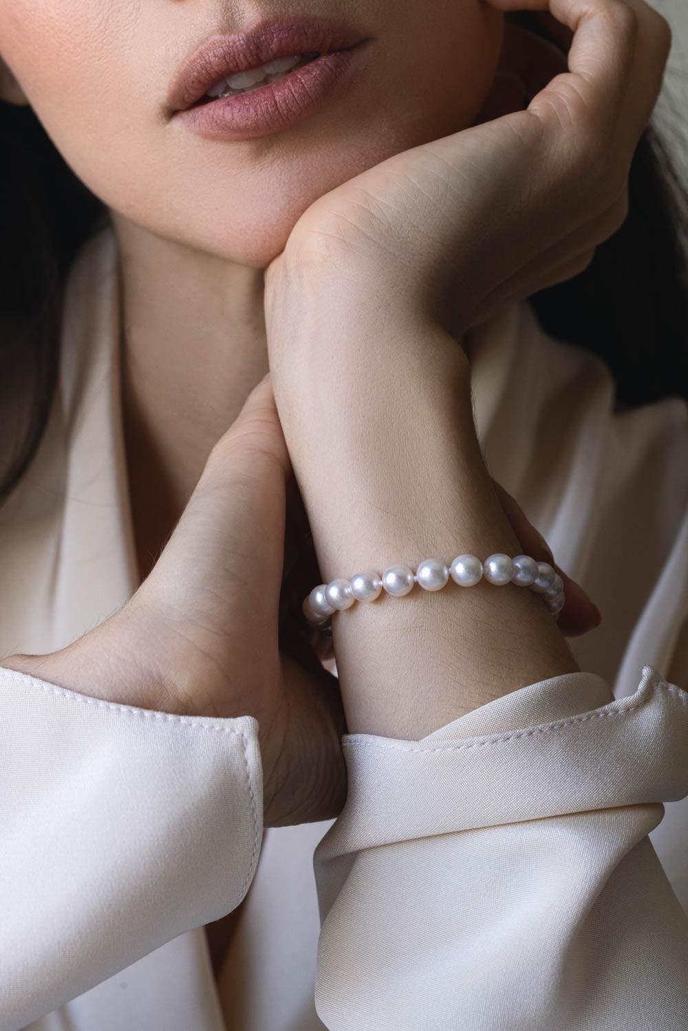 BAGGINS-Akoya Pearl Bow Bracelet-YELLOW GOLD